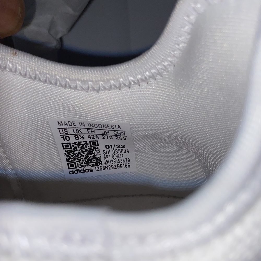 adidas Originals Women's NMD_r1's sneaker - Picture 11 of 12